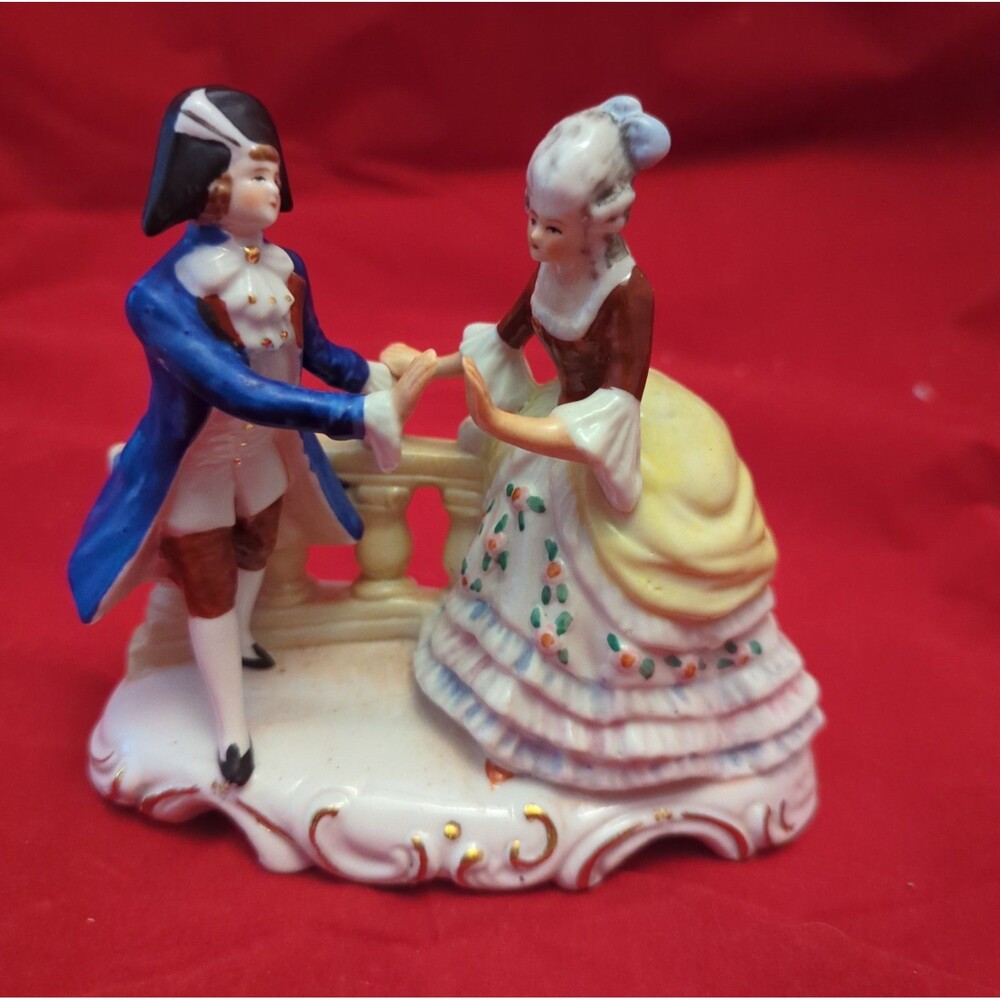 Vintage Grafenthal Schneider Porcelain Figurine Couple Dancing  Germany #20725